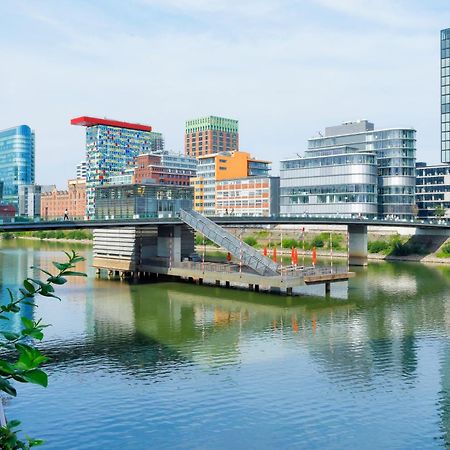 Innside By Melia Duesseldorf Seestern المظهر الخارجي الصورة