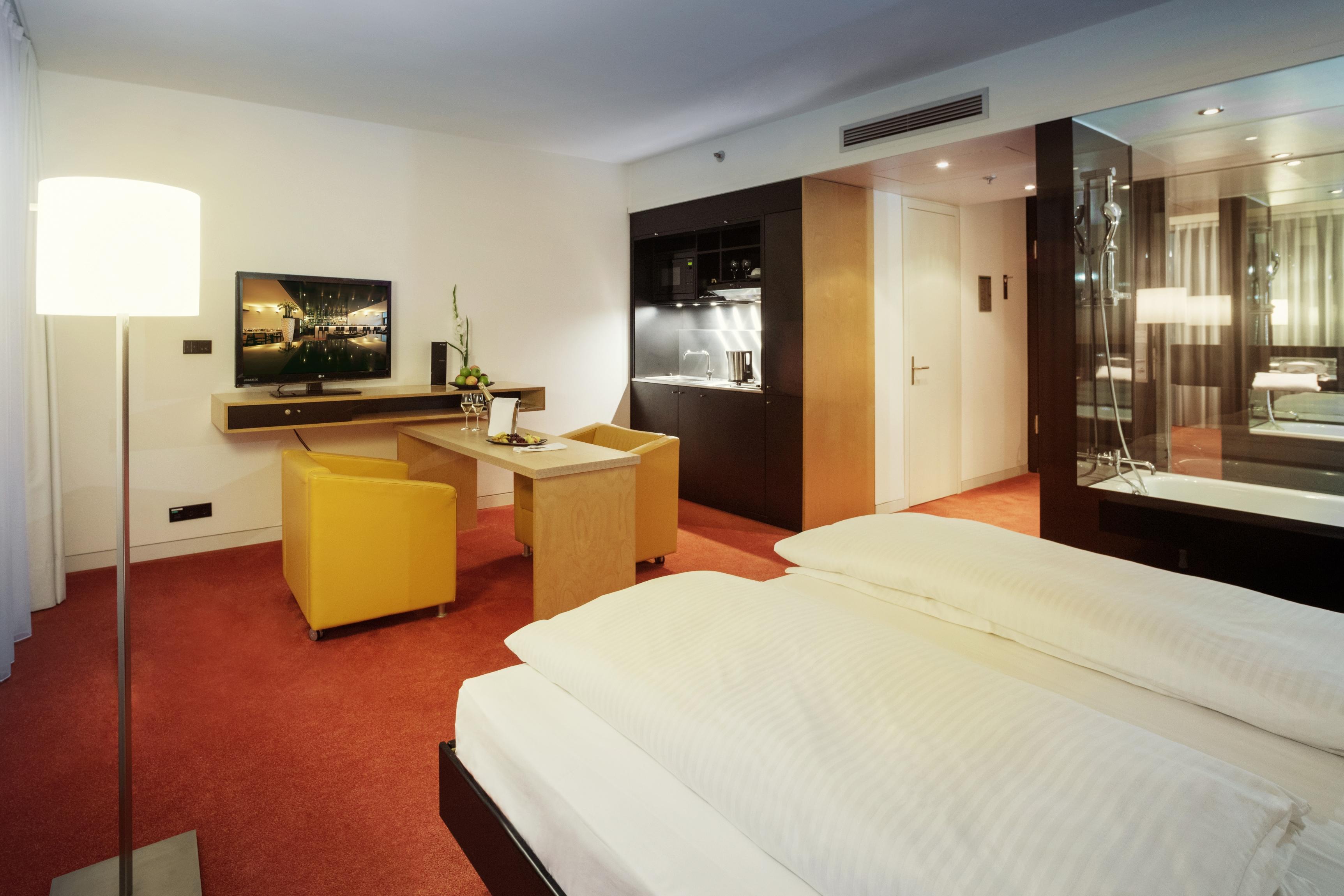 Innside By Melia Duesseldorf Seestern المظهر الخارجي الصورة