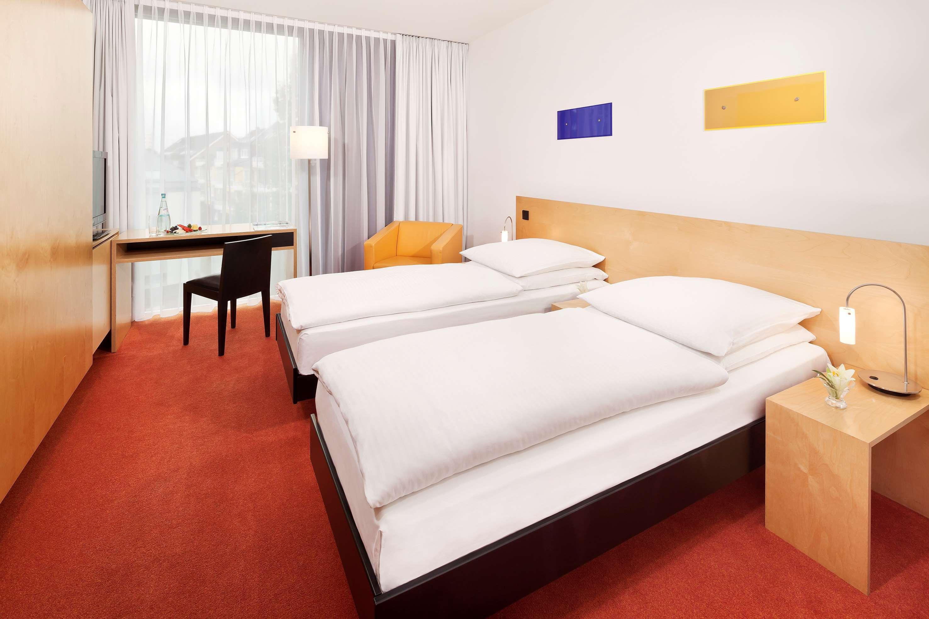 Innside By Melia Duesseldorf Seestern المظهر الخارجي الصورة