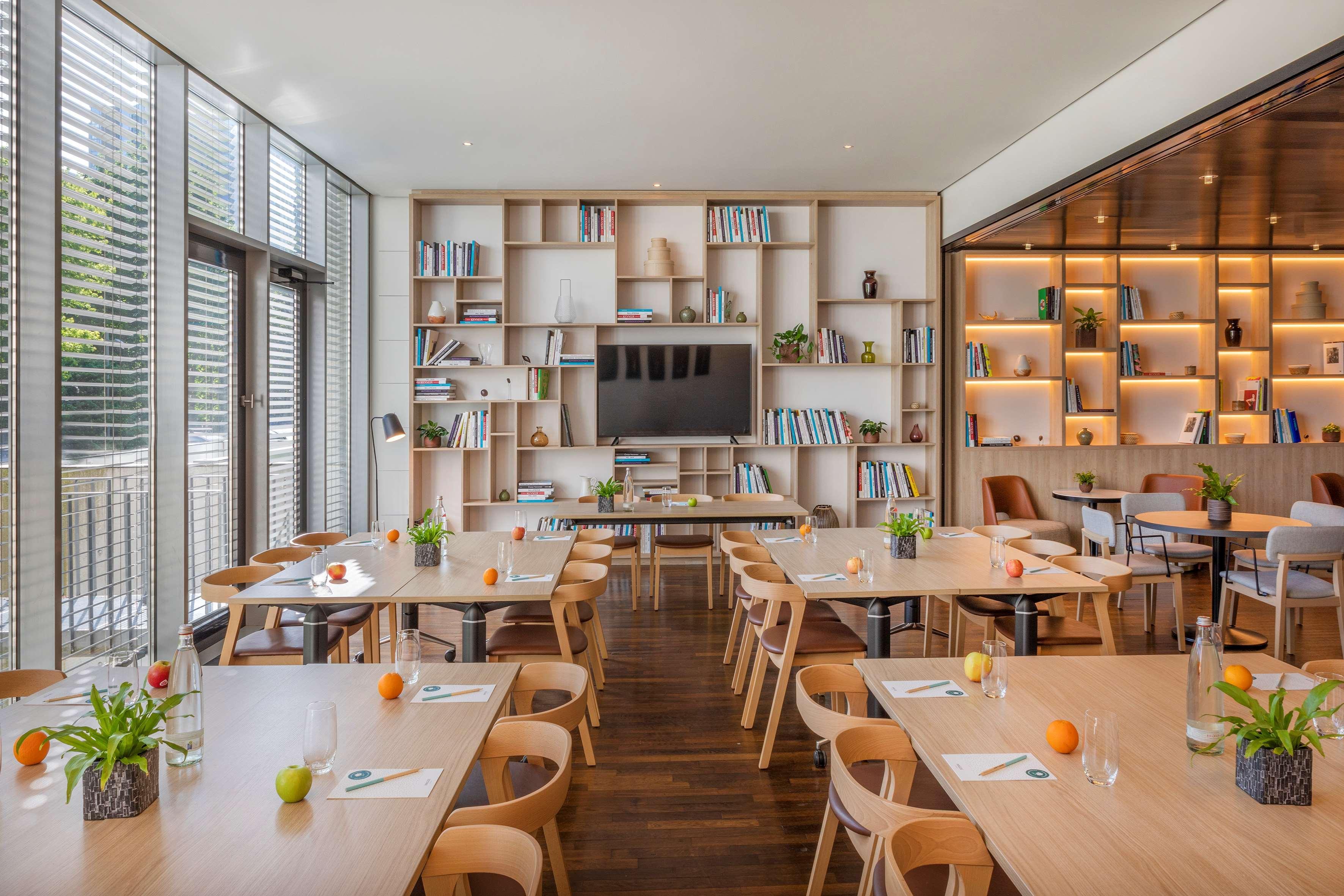 Innside By Melia Duesseldorf Seestern المظهر الخارجي الصورة