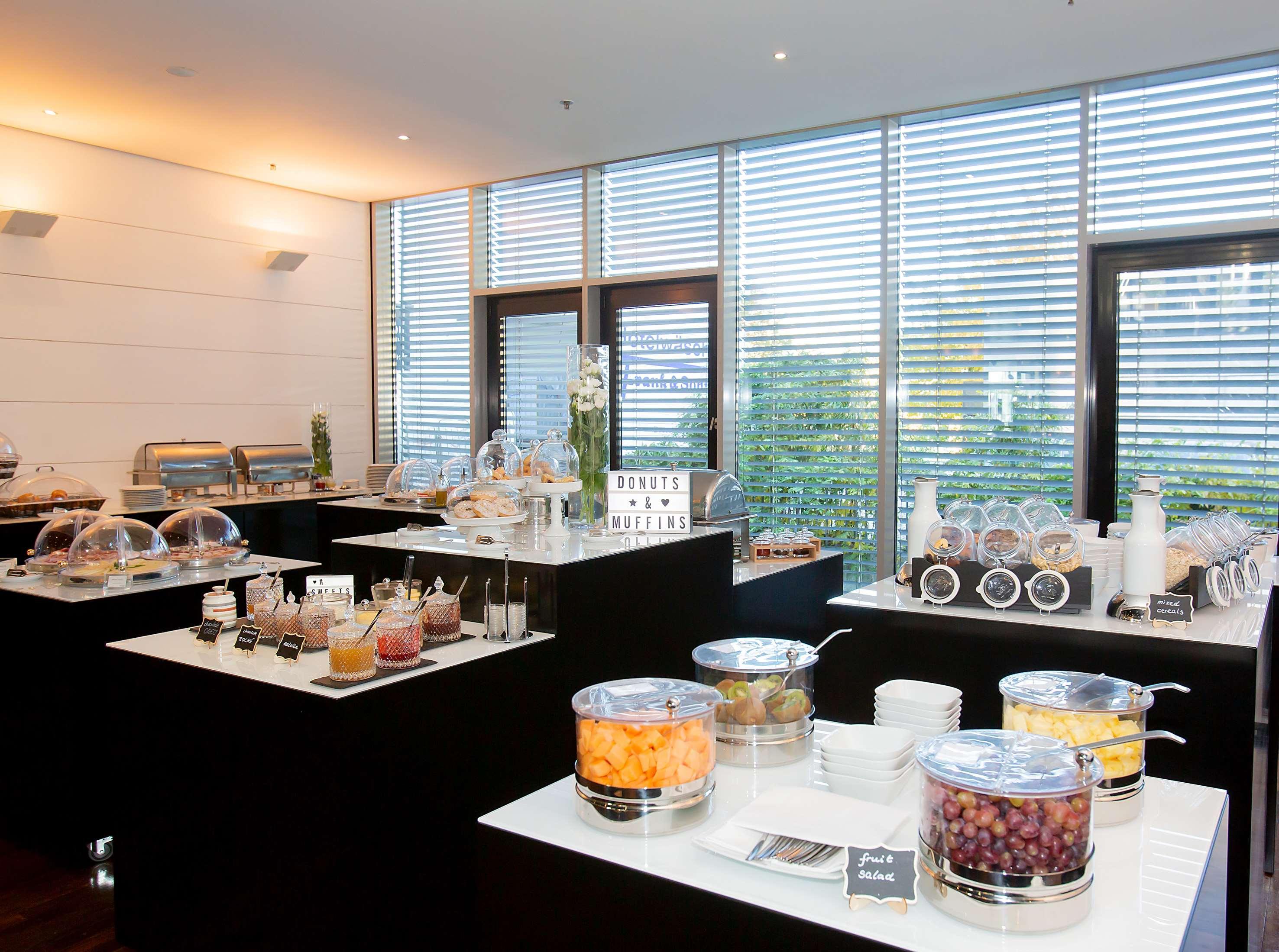 Innside By Melia Duesseldorf Seestern المظهر الخارجي الصورة