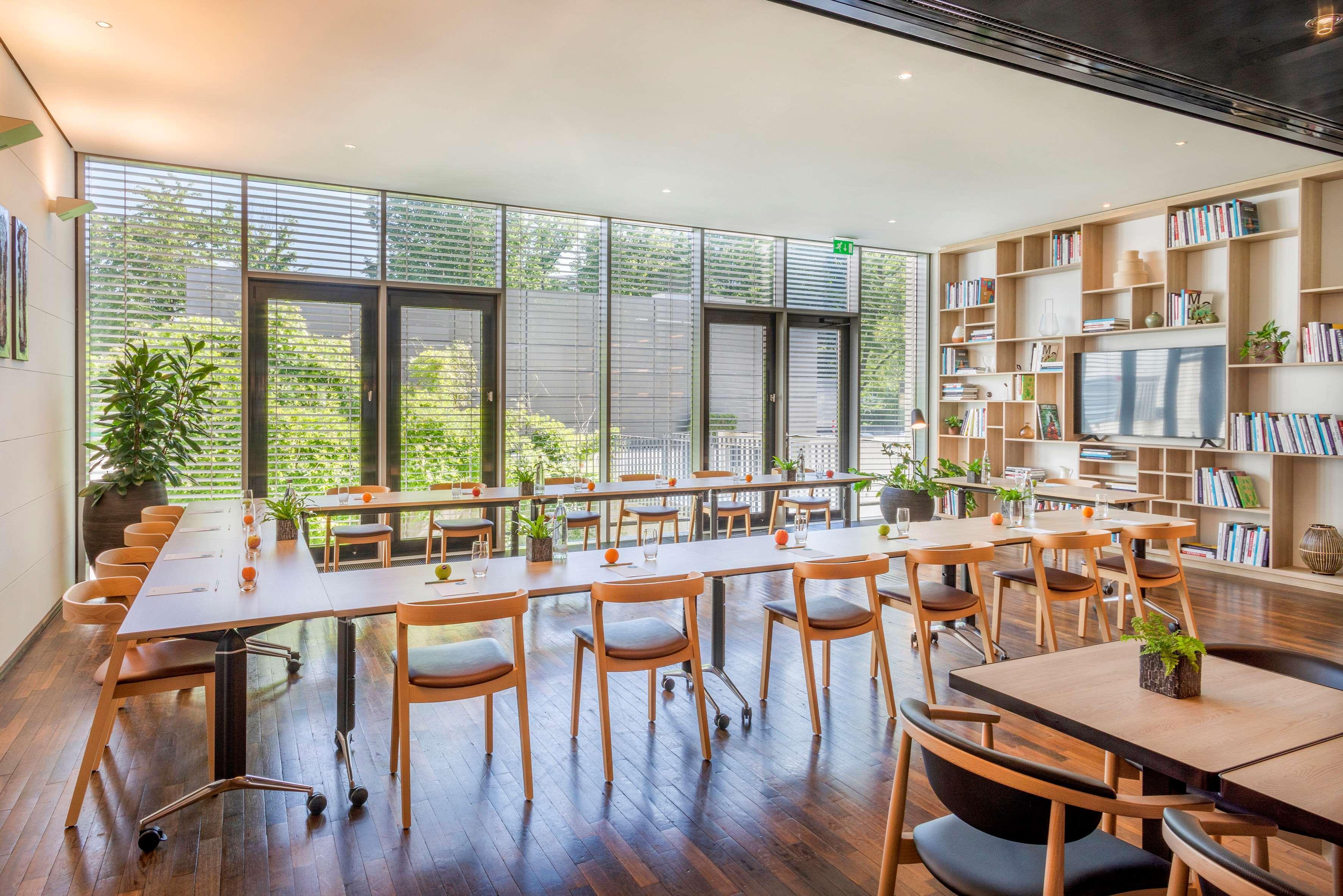 Innside By Melia Duesseldorf Seestern المظهر الخارجي الصورة