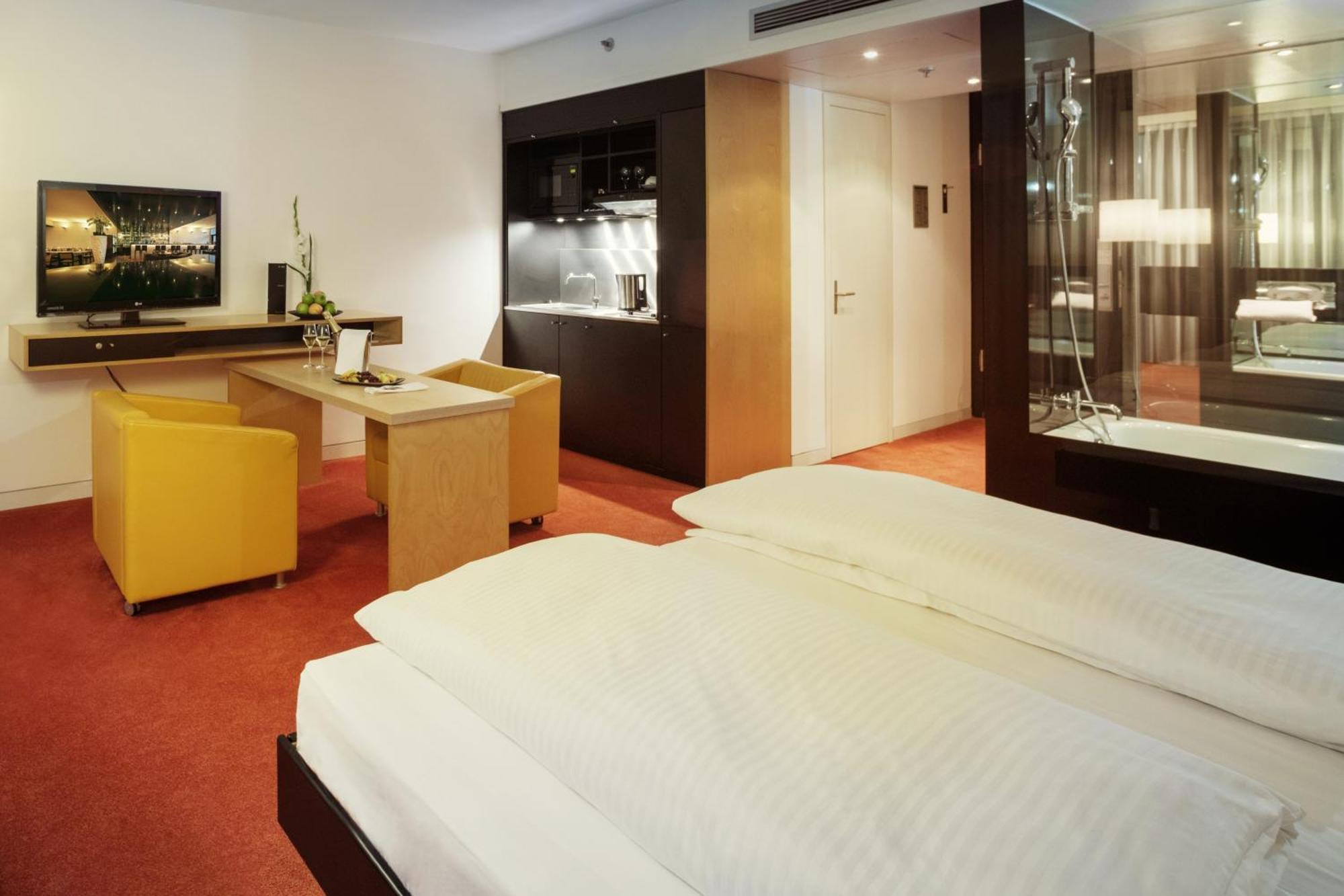 Innside By Melia Duesseldorf Seestern الغرفة الصورة