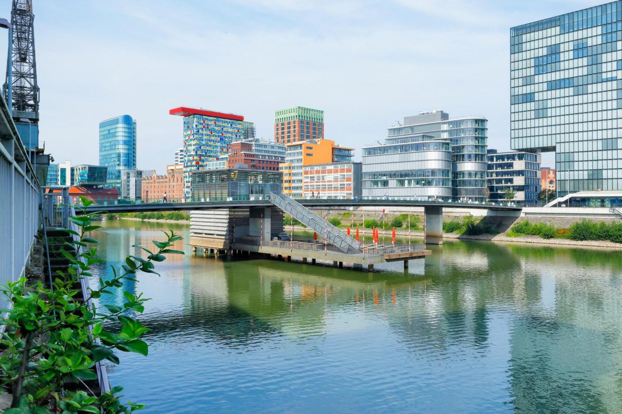 Innside By Melia Duesseldorf Seestern المظهر الخارجي الصورة
