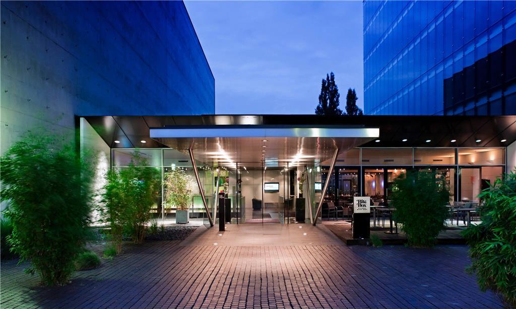 Innside By Melia Duesseldorf Seestern المظهر الخارجي الصورة